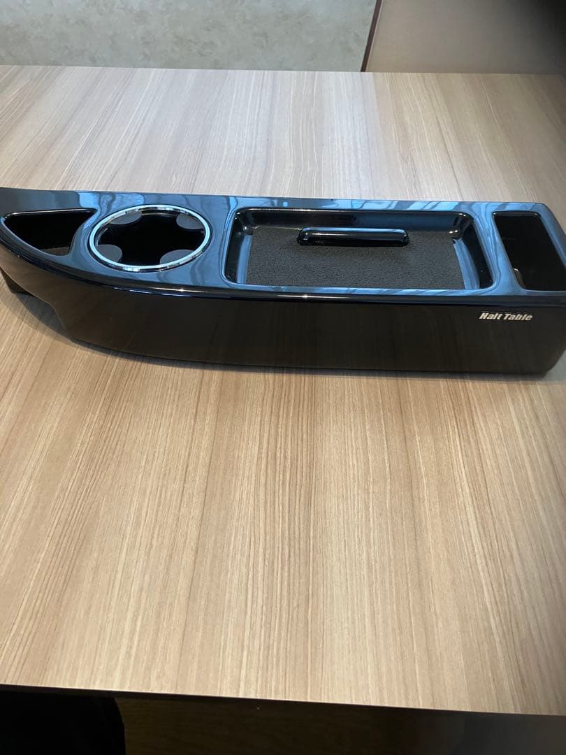 エアーズロックジャパン キャラバン フロントテーブル ピアノブラック　used品