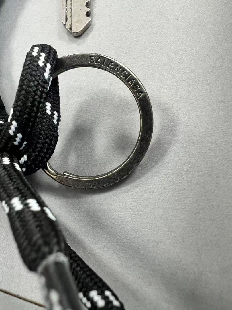 BALENCIAGA バレンシアガ キーホルダー・キーリング 新品未使用
