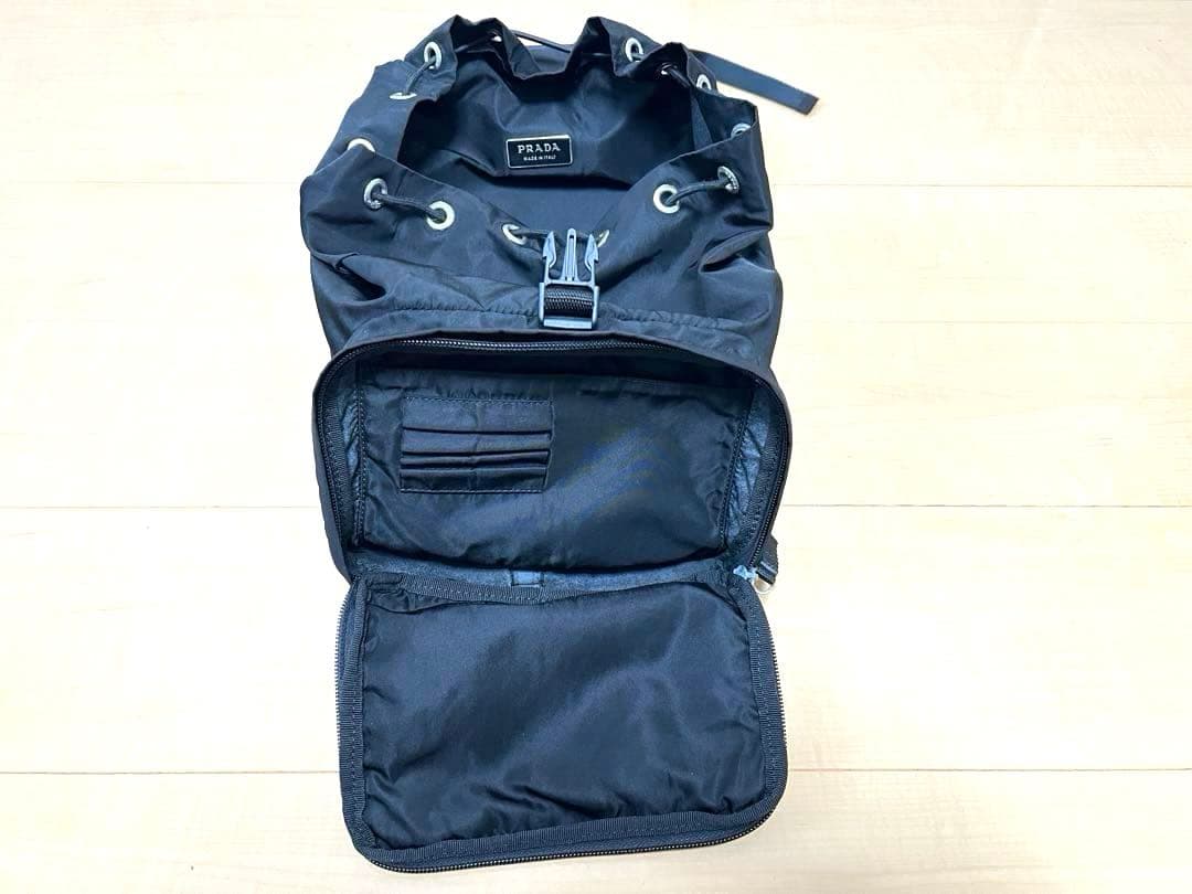 PRADA ナイロンリュック　ブラック