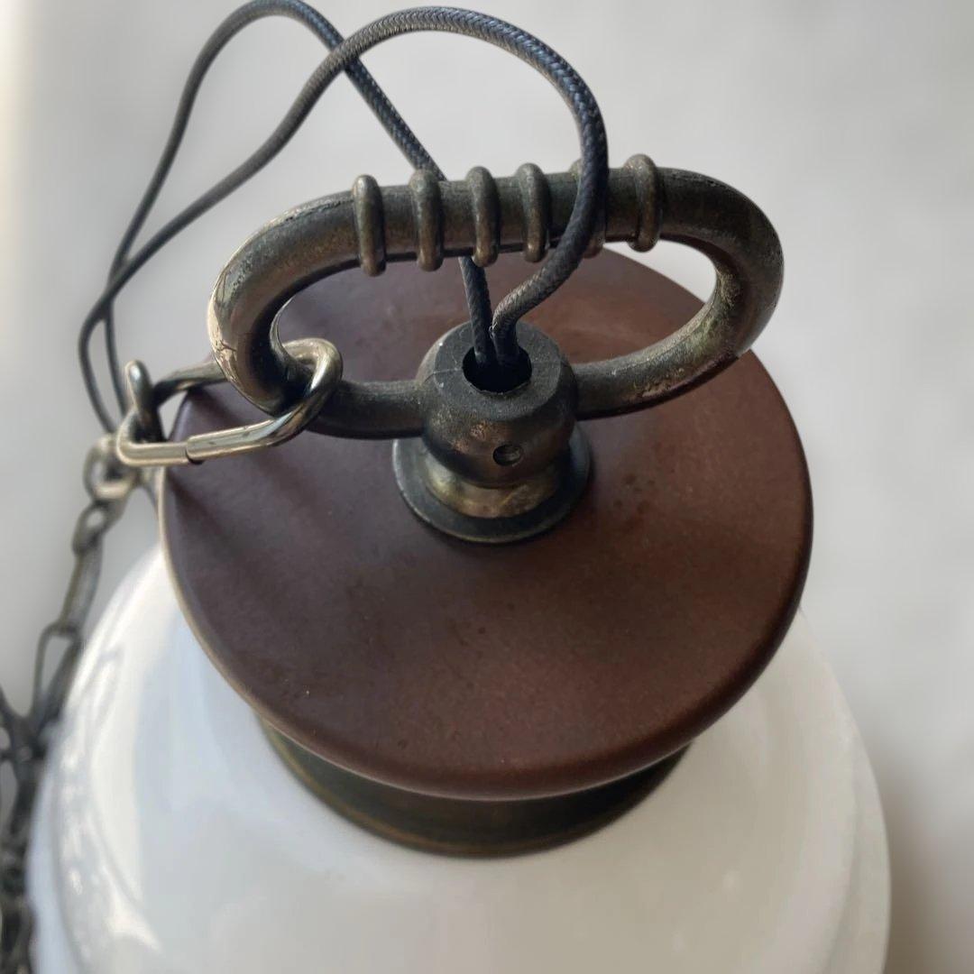 ホワイトガラス ペンダントライト オーデリック D