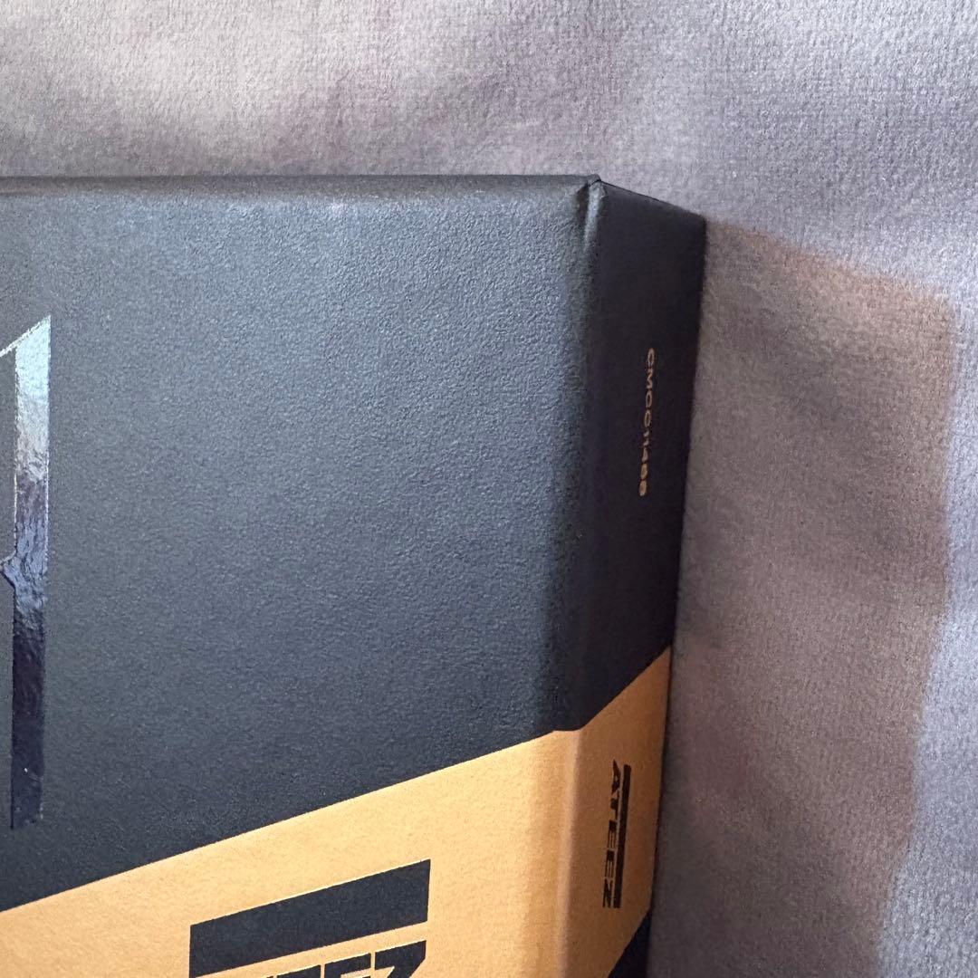 ATEEZ TREASURE EP.FIN：ALL TO ACTION 黒