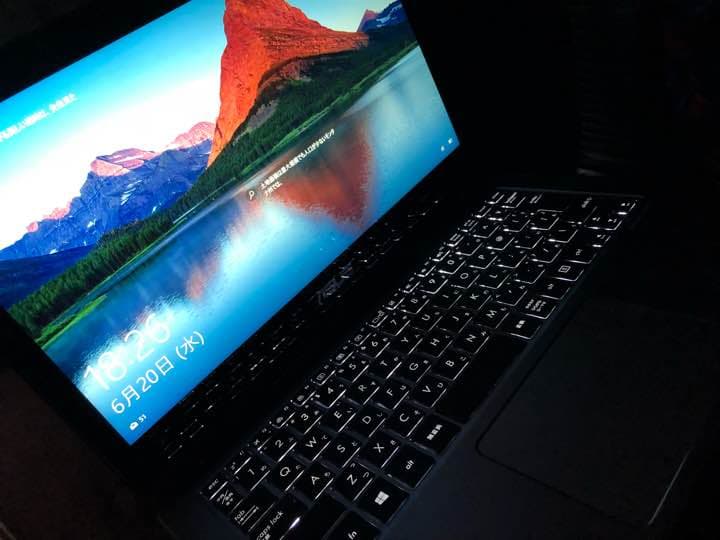 ゼンブック フリップ