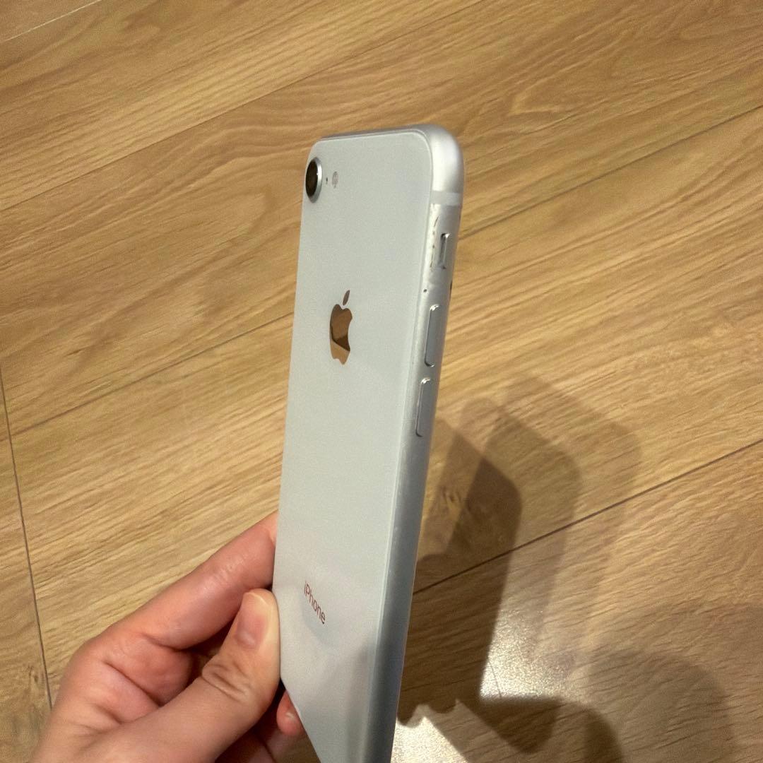 箱無し　Apple iPhone 8 ホワイト 本体 64gb