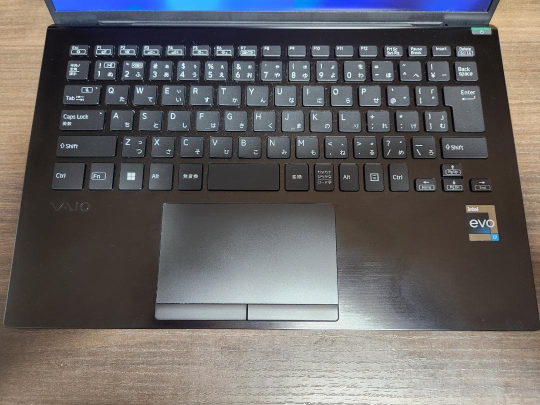 使用少美品 VAIO SX14 i7-1260P 16GB 1TB Office