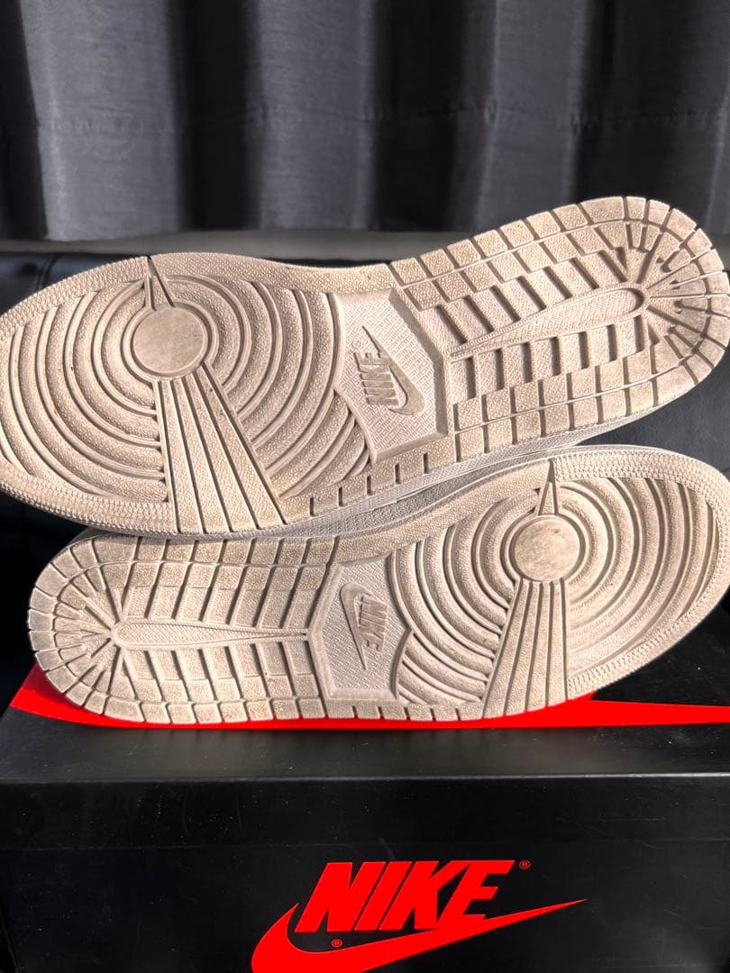 【美品】ナイキSB × エアジョーダン1 ハイ OG “NYC TO PARIS