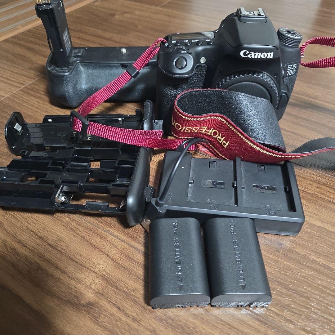 【値引相談可】Canon EOS 7D +社外バッテリーグリップ、バッテリー付き