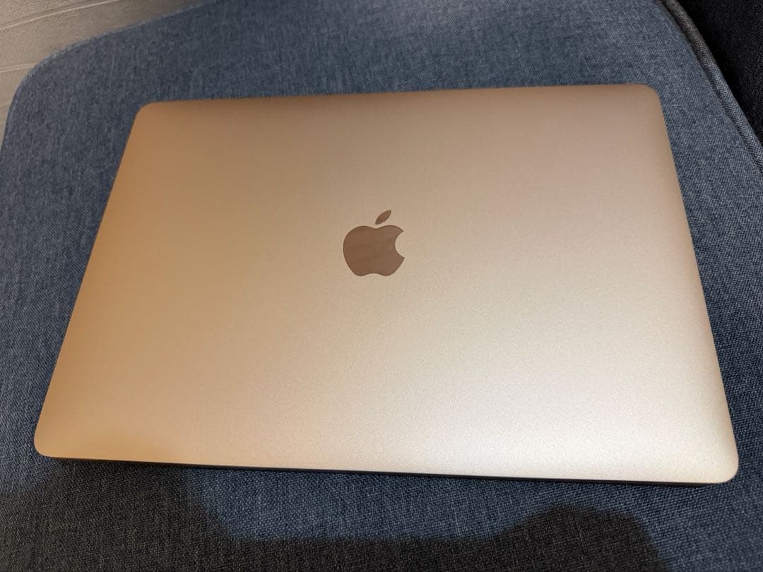 MacBook Air 2020 M1 8GB 256GB 13インチ