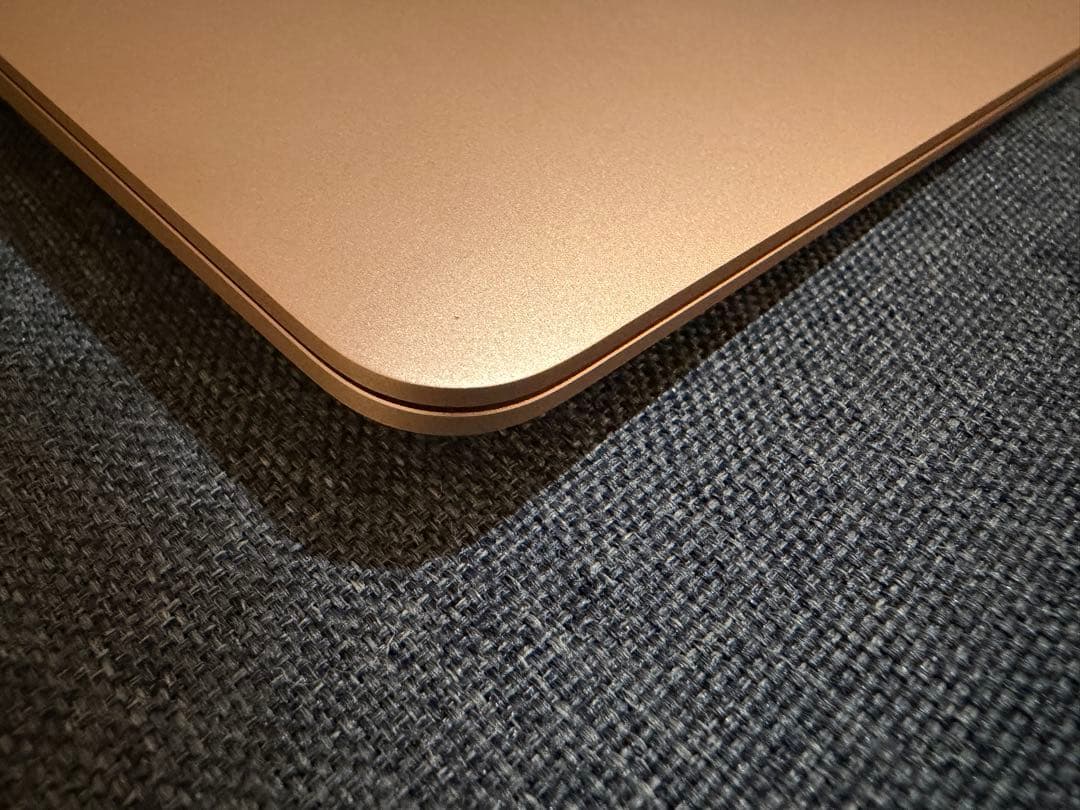 MacBook Air 2020 M1 8GB 256GB 13インチ