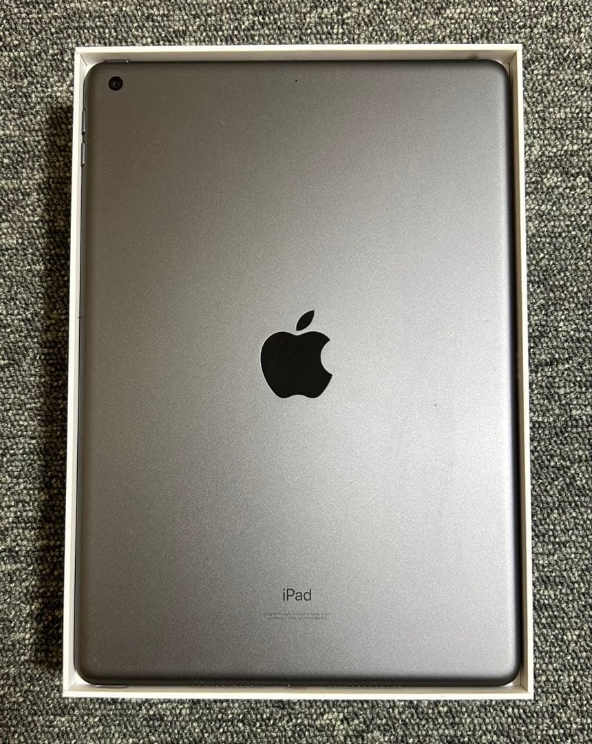 iPad (9世代)10.2インチ 64GB スペースグレイ