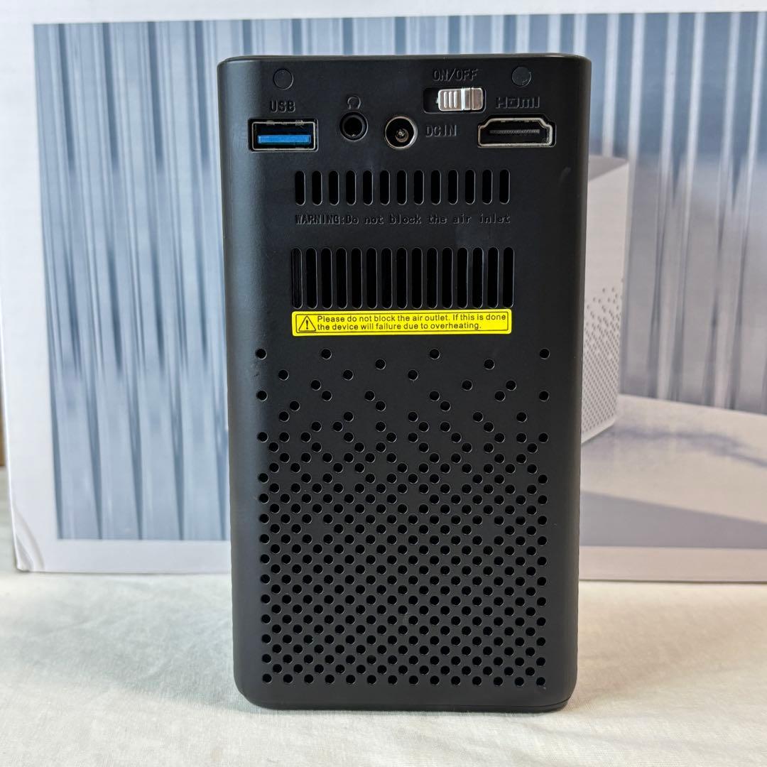 EKASN ポータブル プロジェクター 充電器付き 動作確認済み スピーカー