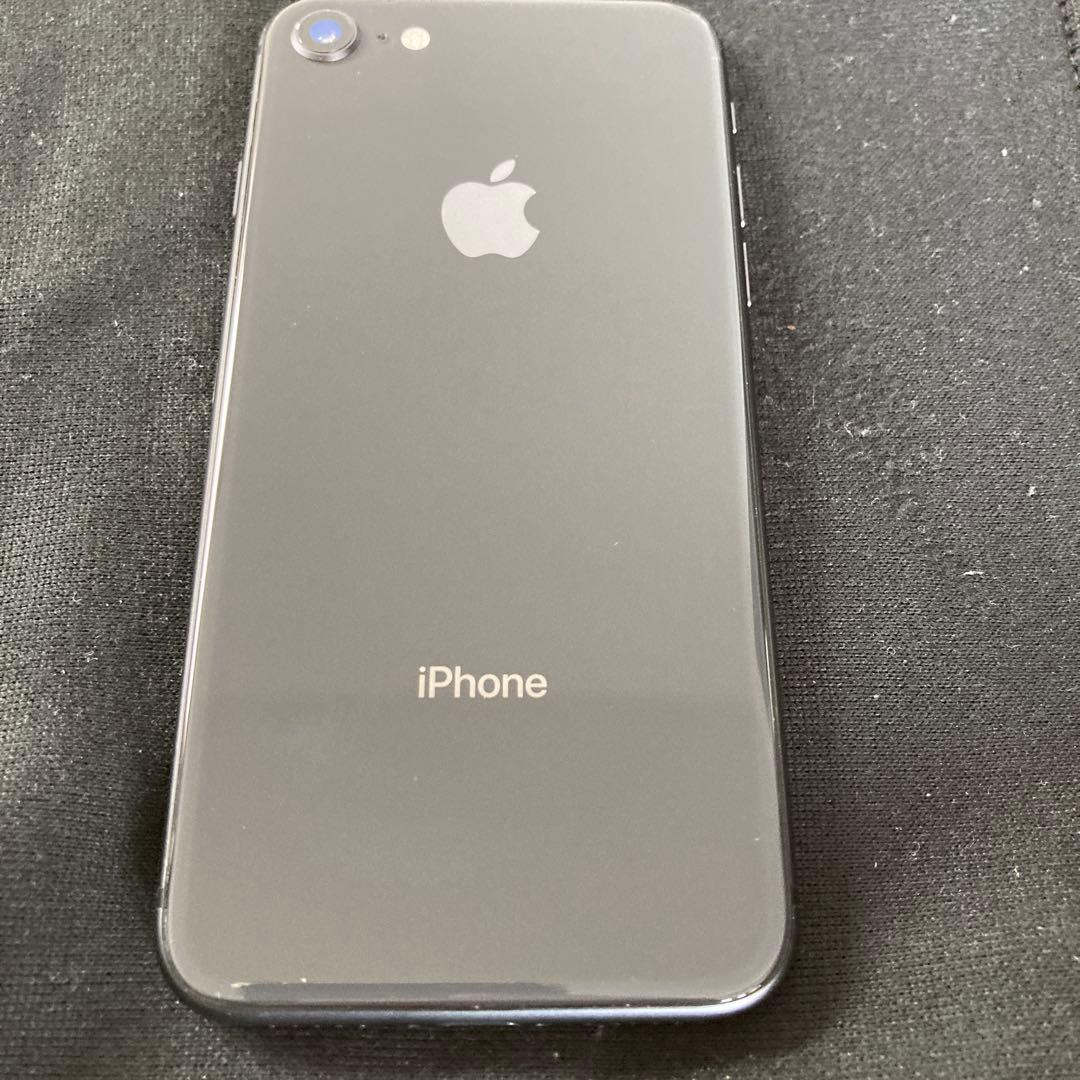 iPhone 8ブラック バッテリー100% SIMフリー　64GB