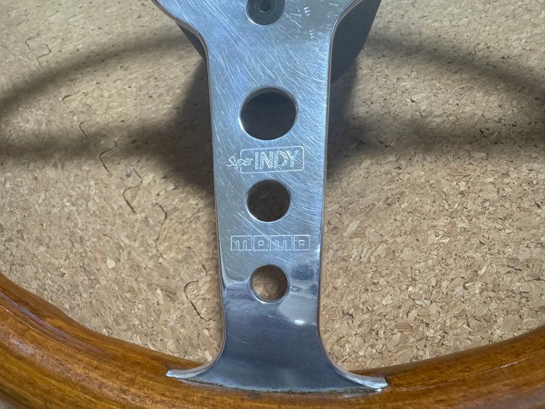 【希少ゴールドホーン】MOMO SUPER INDY ウッドステアリング