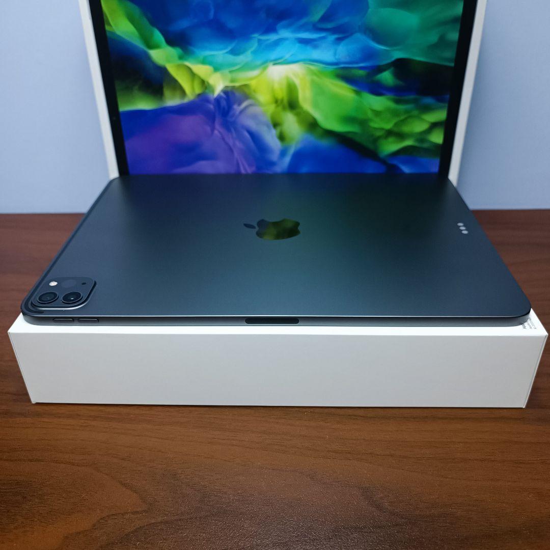 (美品) iPad Pro 11インチ 第2世代 128GB、 Keyboard