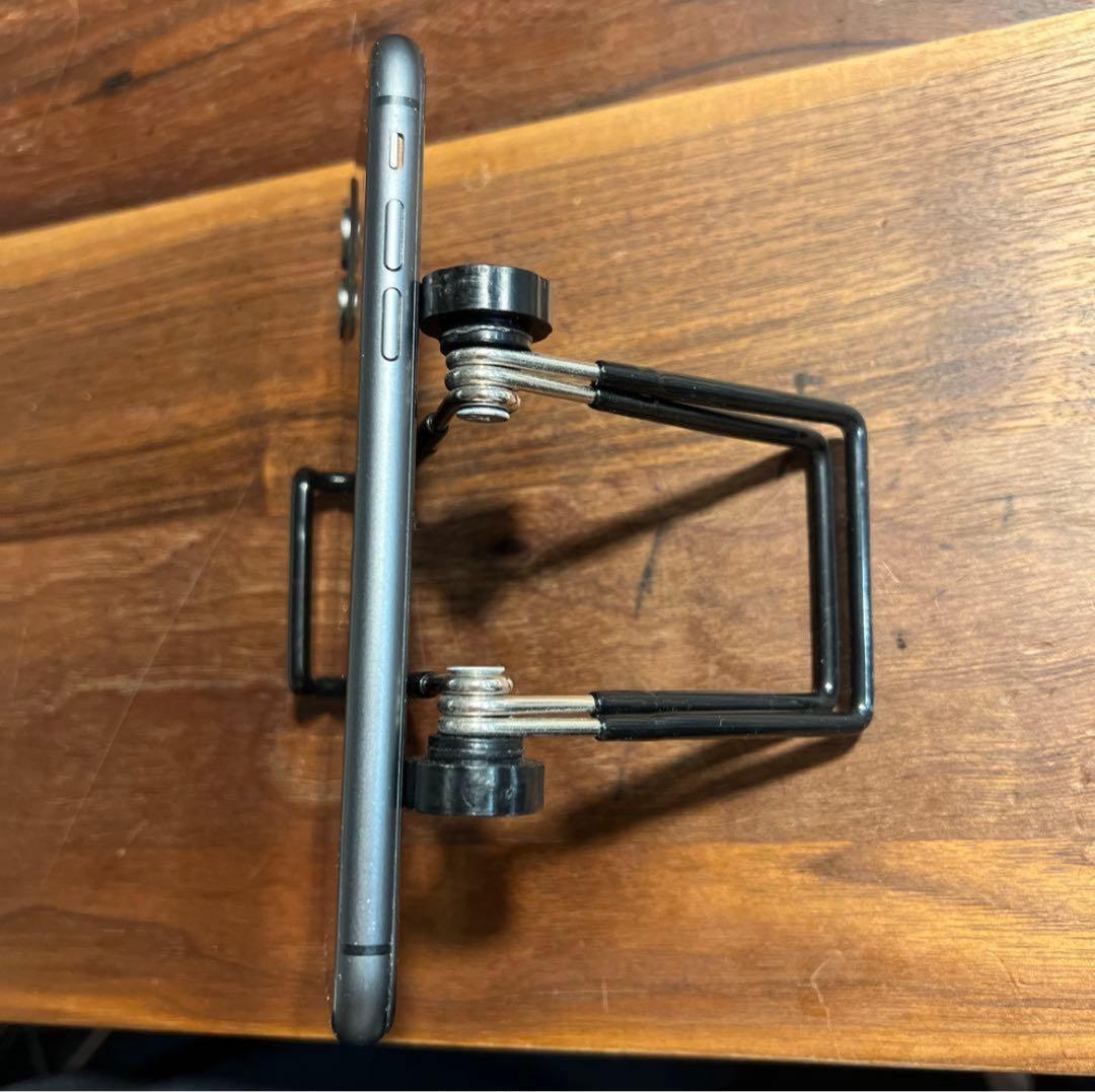 な*き様 Apple iPhone 11 ブラック 本体