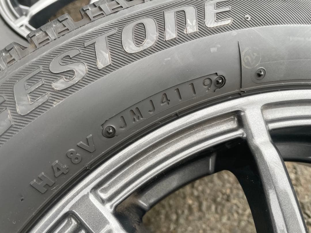 中古スタッドレスセット！TEAD×BS ブリザック VRX 155/65R14付