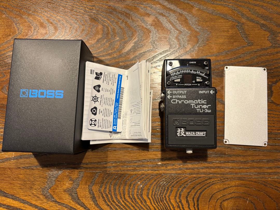 【ほぼ未使用　おまけ付き】Boss TU-3W チューナー