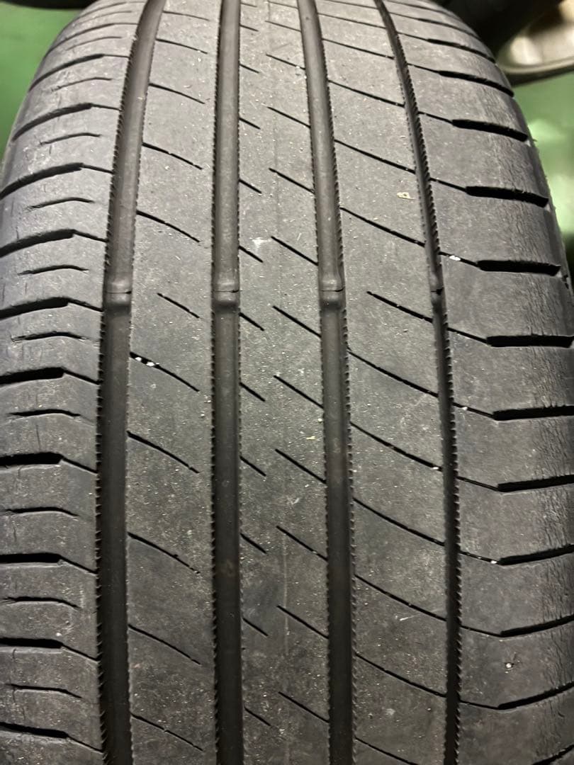 【美品】30プリウスツーリング純正ホイール　タイヤ付き