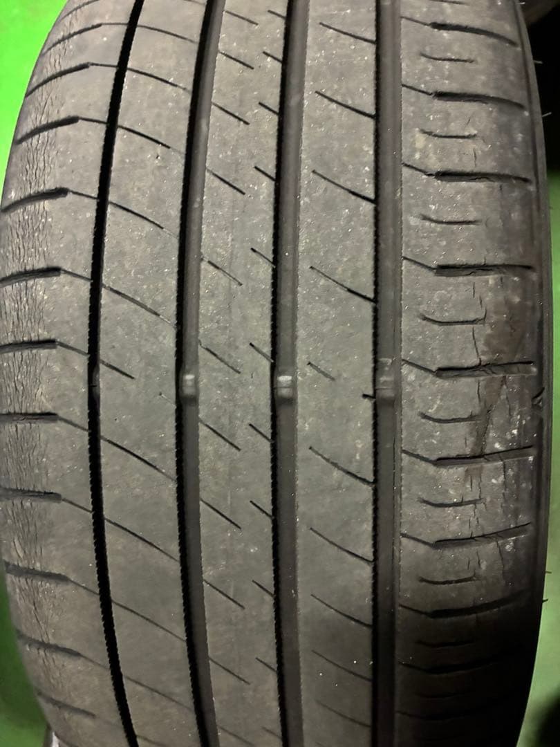 【美品】30プリウスツーリング純正ホイール　タイヤ付き