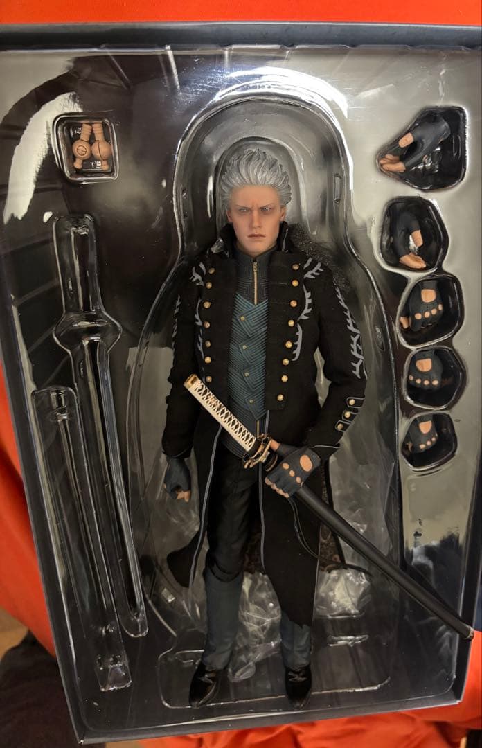 ASMUS TOYS DMC Vergil バージル　1/6 フィギュア