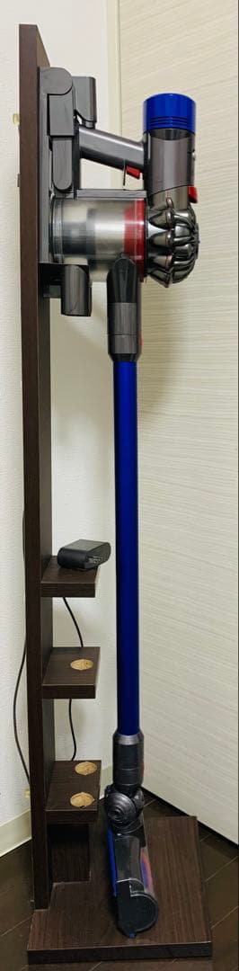 超超美品！高級充電台付き！Dyson V8SV10 30分以上稼働