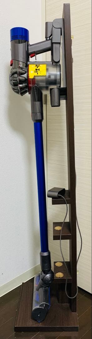 超超美品！高級充電台付き！Dyson V8SV10 30分以上稼働