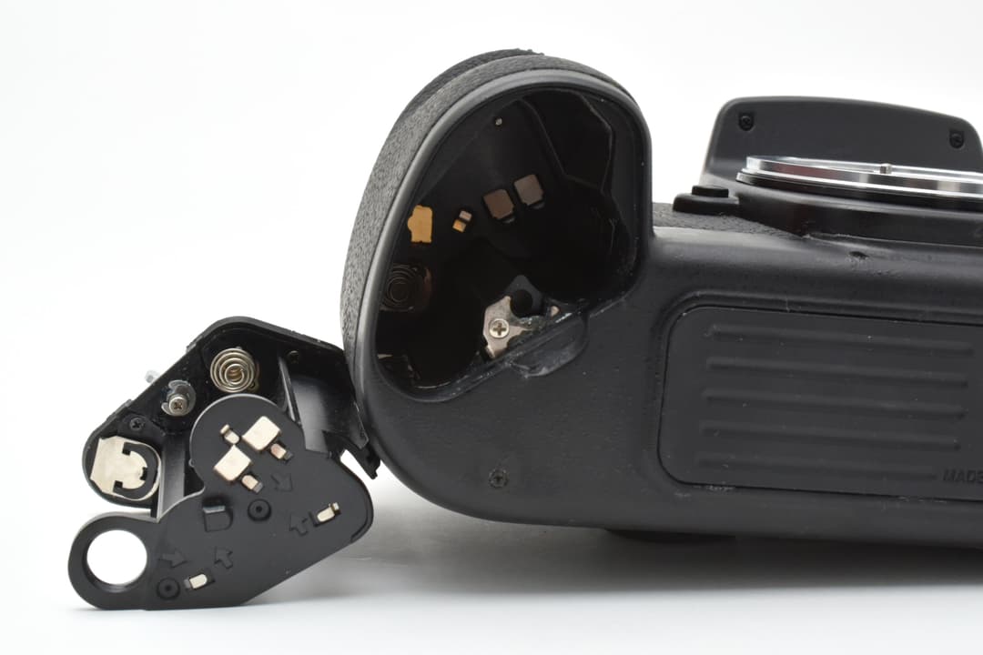 Nikon F100 フィルム一眼レフ #9499