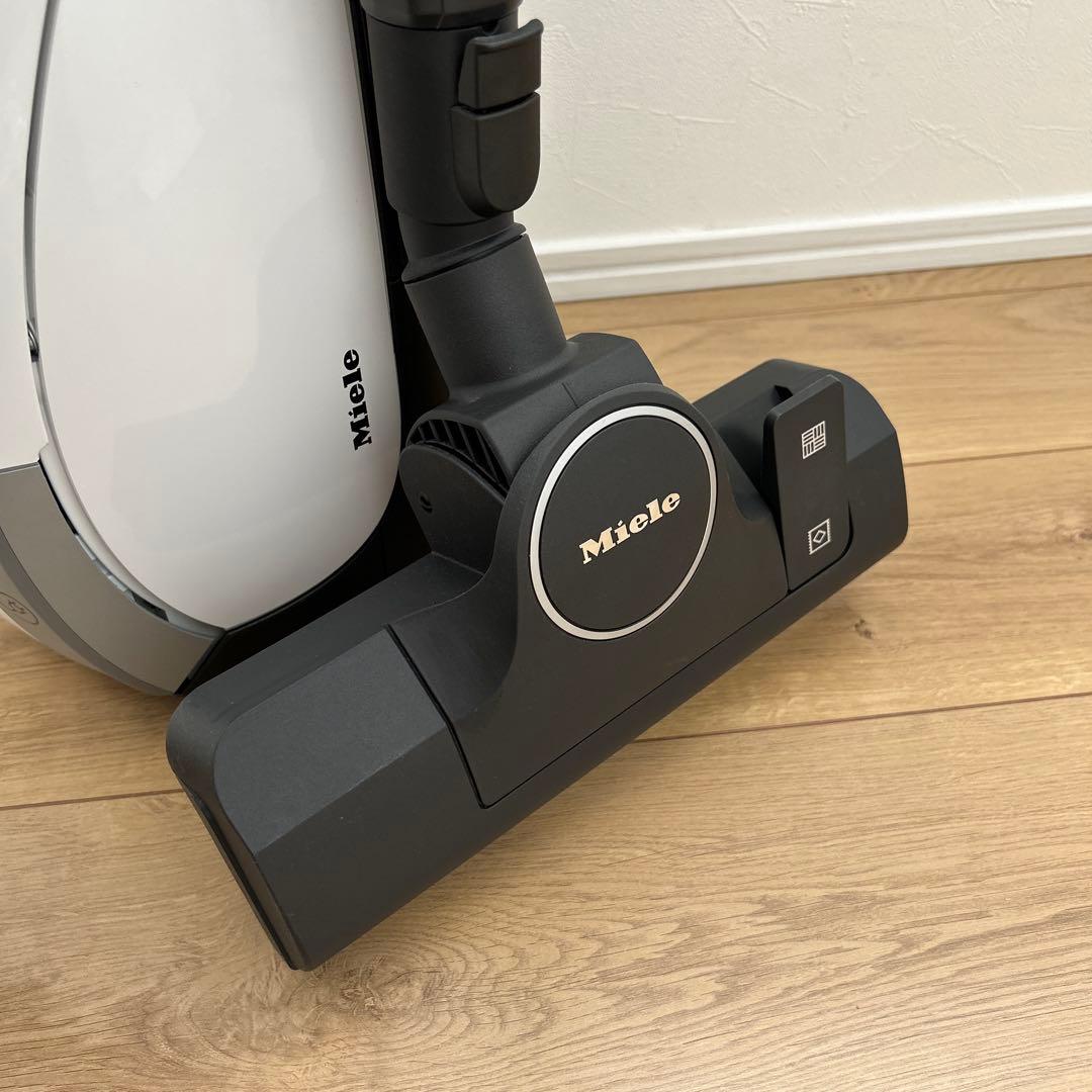 掃除機・クリーナー Miele Compact C1 SCAO 3 W Pure Suction