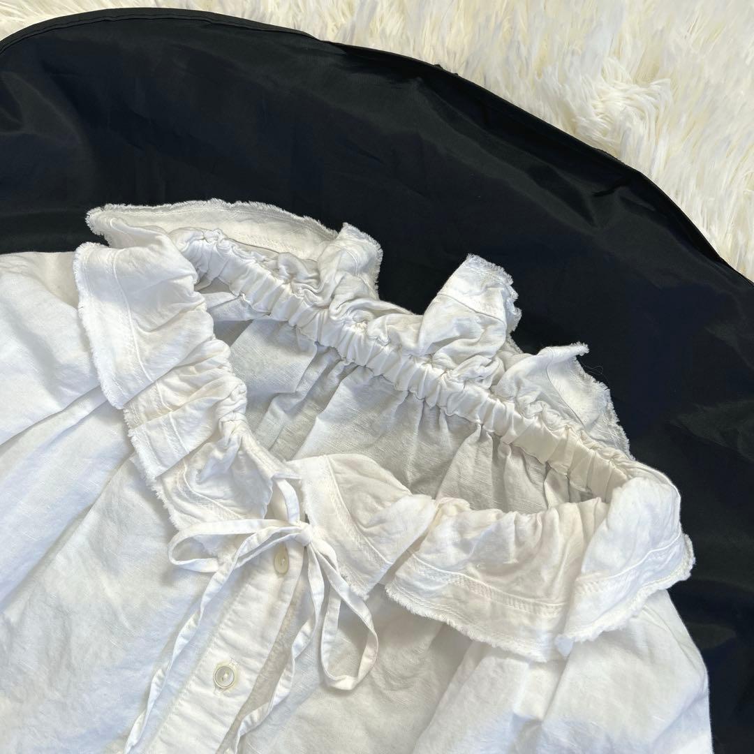 ✨大人気定番✨ネストローブ コットンリネンダンガリーフリルシャツ 近年