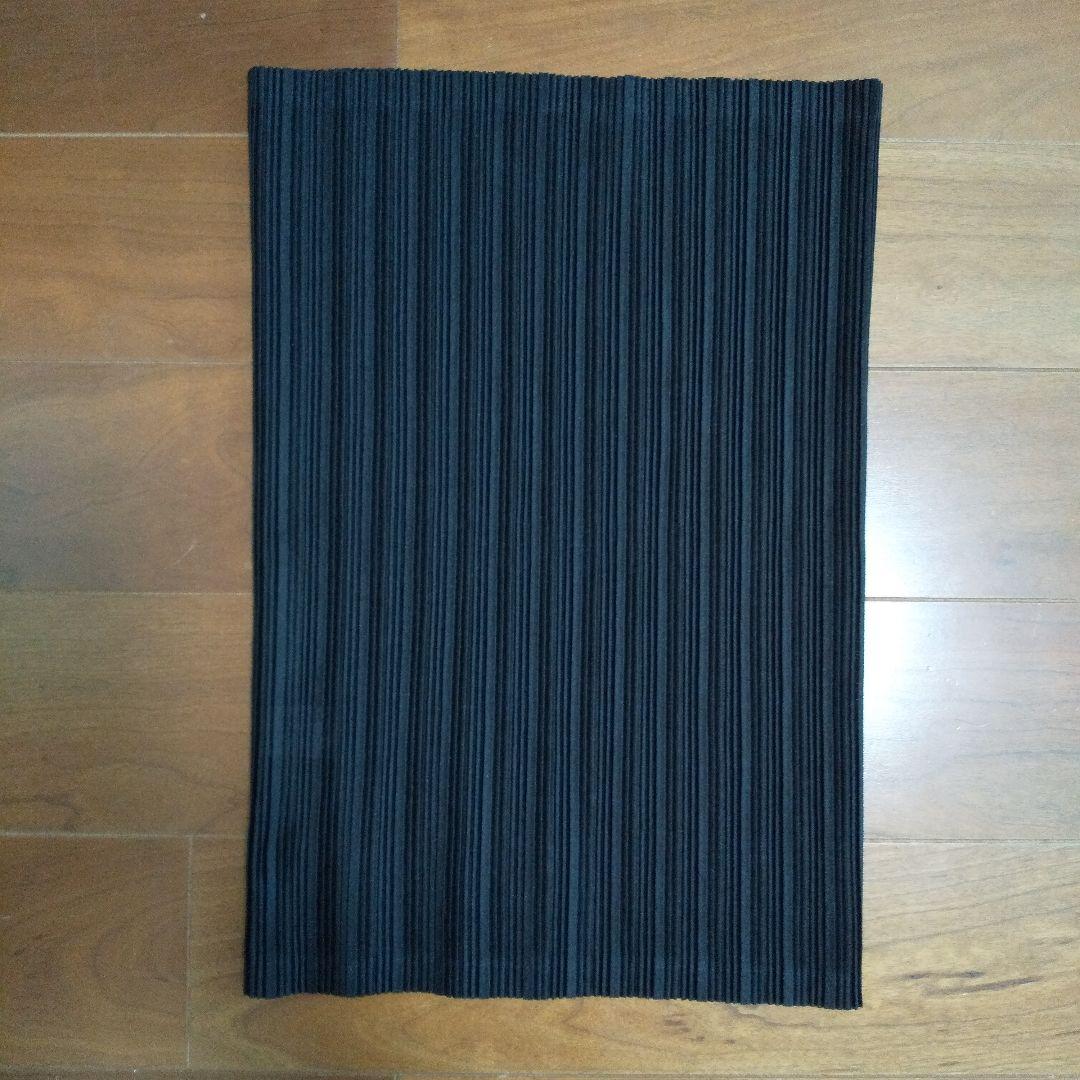 ky101 【美品】PLEATS PLEASE ベアトップ 黒 フリー