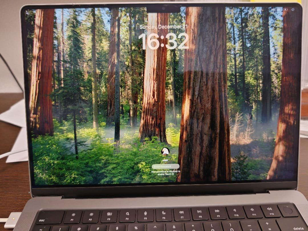 Apple MacBook 14インチ　スペースグレイM1 Pro/16/512