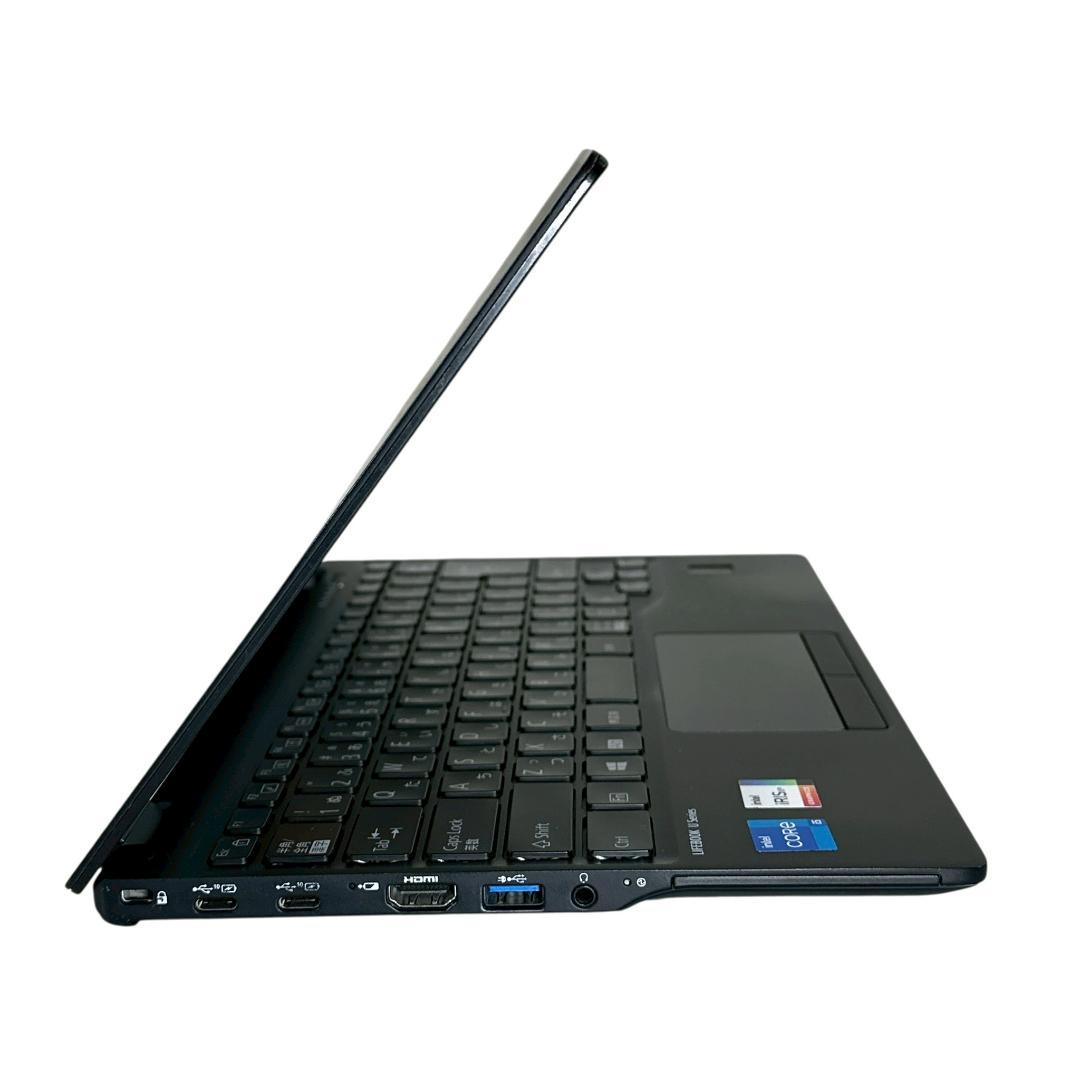 富士通 ノートパソコン バッテリ優秀 i5 11世代 U9311 超軽量 759