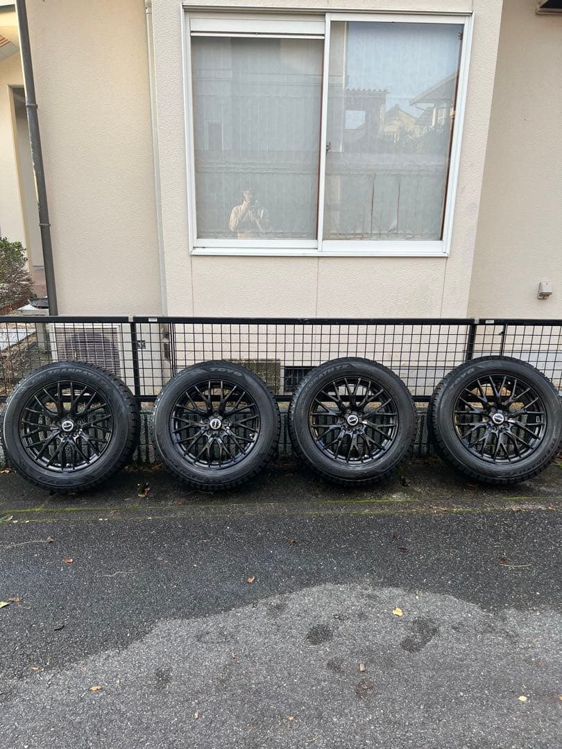 新型レクサスNX スタッドレスタイヤ4本セット