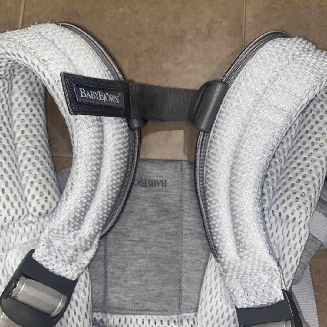 抱っこ紐　ベビービョルン　ハーモニー