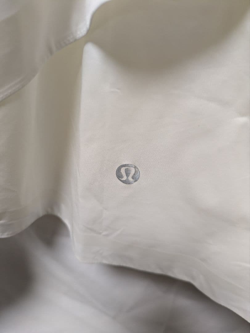 Lululemon ゴールスマッシャージャケット