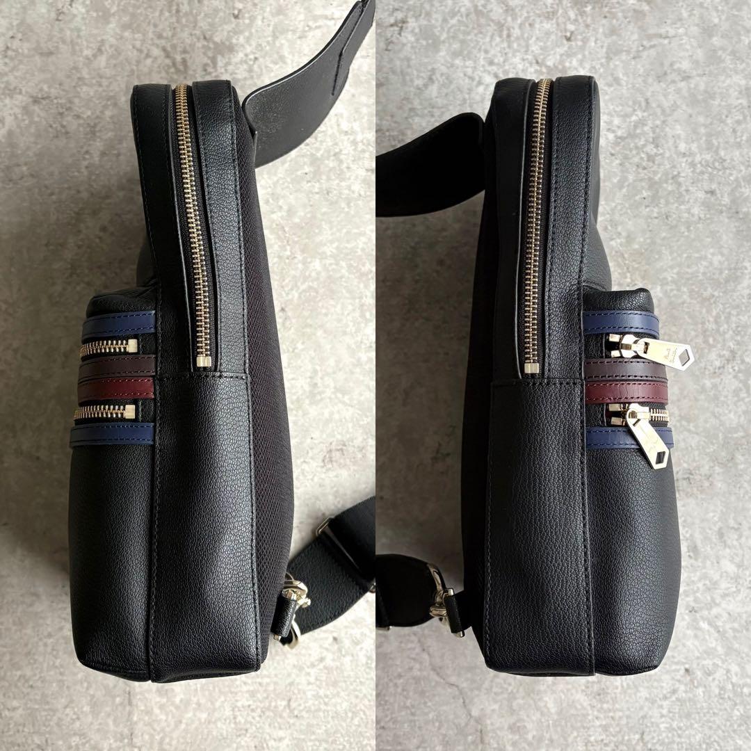 【極美品】ポールスミス シグネチャー ストライプ ボディバッグ ショルダーバッグ