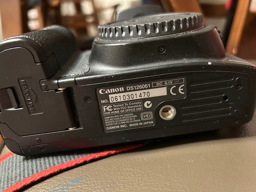 Canon EOS 20D デジタル一眼レフカメラ