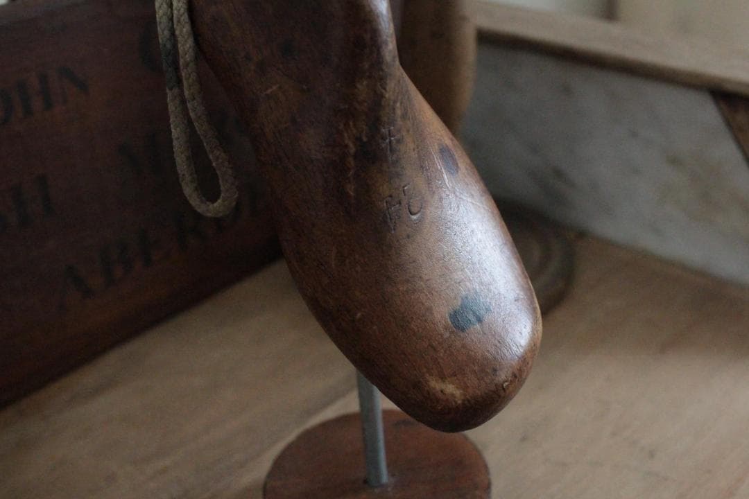 フランスアンティーク木製シューモールドオブジェ/24