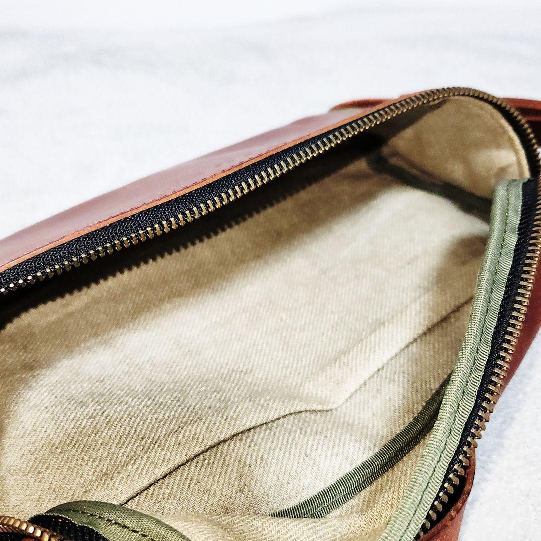 【美品】RYU レザー ボディバッグ 本革 生産終了品