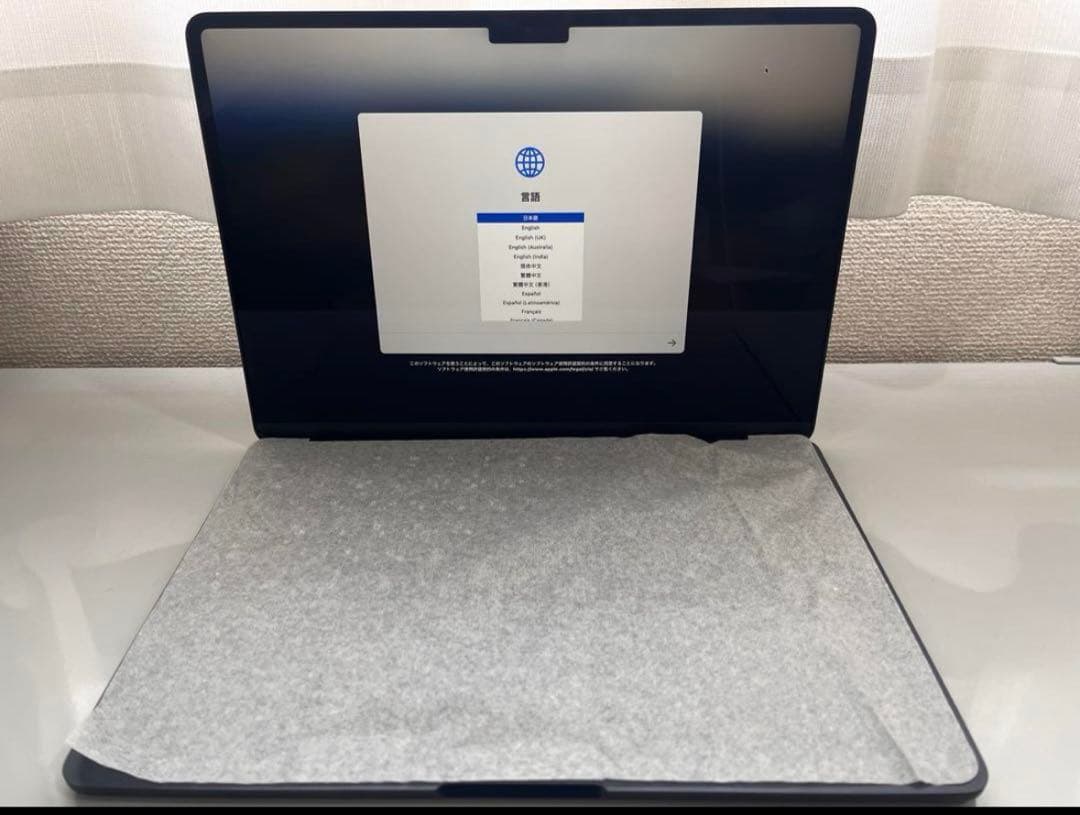 【美品】M2チップ搭載 MacBook AIR 13.6インチ　ミッドナイト