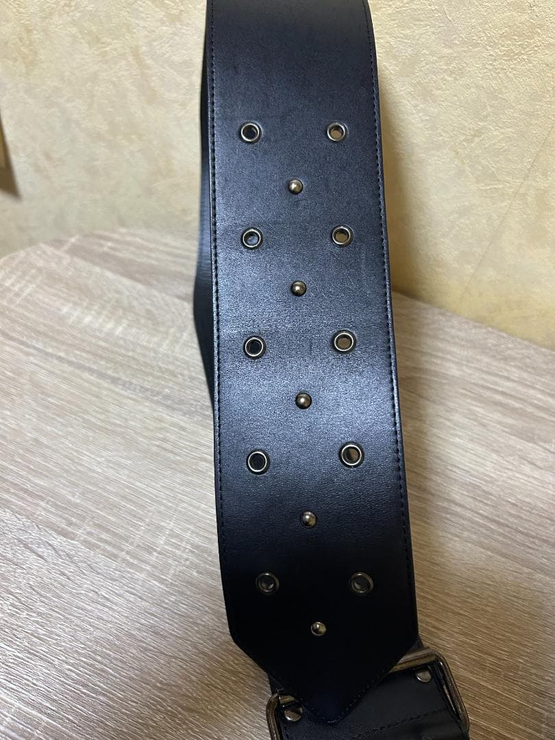 alice auaa アリスアウアア　レア　ベルト（幅約8㎝）ゴシック