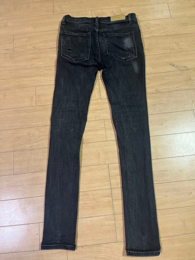 ミニマル30inブラックスキニーデニム