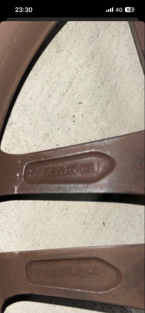 アウディA5 17インチ 225/50r17スタッドレスタイヤ