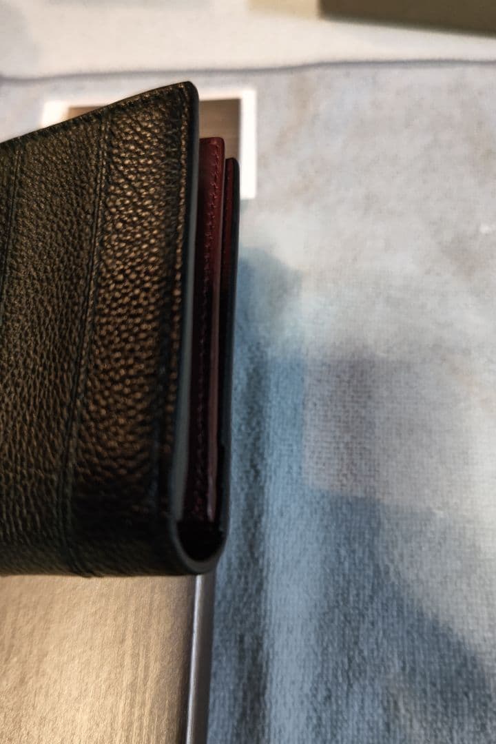 ブルガリBULGARI ブラック 長財布、ケース2点セット箱付き。