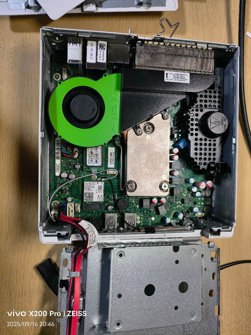 富士通 ESPRIMO Q558/V