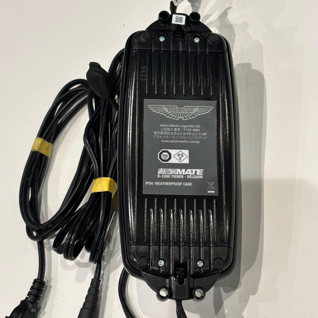 アストンマーティン 12V 純正バッテリーチャージャー 充電器 コンディショナー