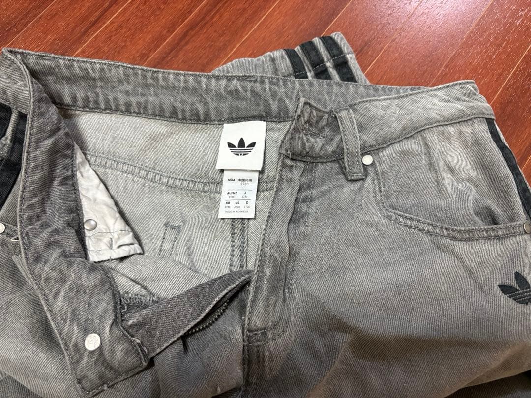 新品同様‼︎ アディカラーデニム　ADILENIUMパンツ　グレー