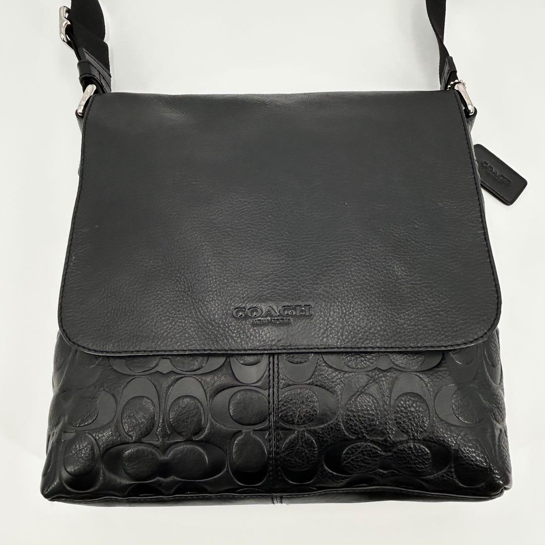 極美品✨コーチ　メッセンジャーバッグ　シグネチャー　型押し　レザー　ブラック