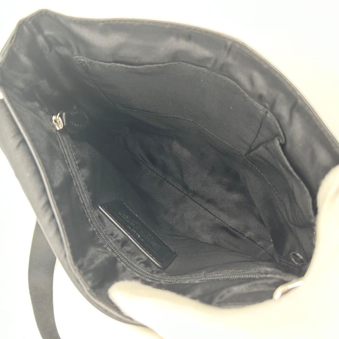 極美品✨コーチ　メッセンジャーバッグ　シグネチャー　型押し　レザー　ブラック