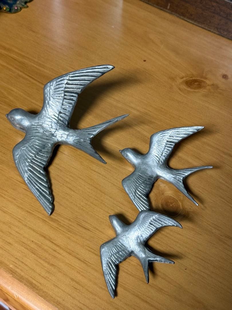 レア フランスアンティーク 蚤の市 ツバメの親子3点セット 錫 ピューター