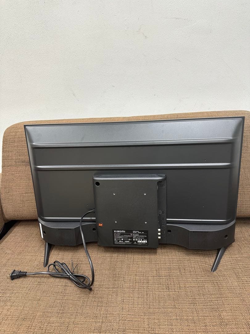 ① Xiaomi A Pro 32 テレビ L32M8-A2TWN 24年製